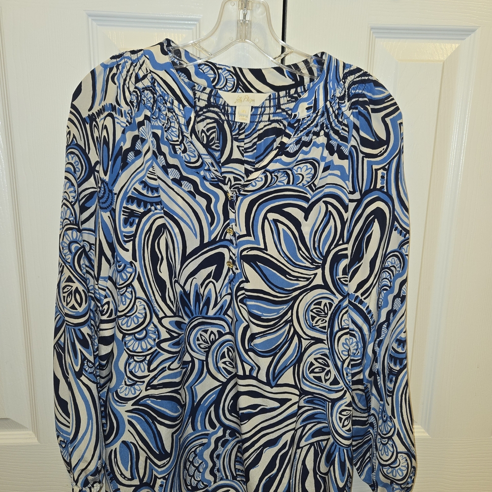 Lilly Pulitzer Blue and White Floral Blouse